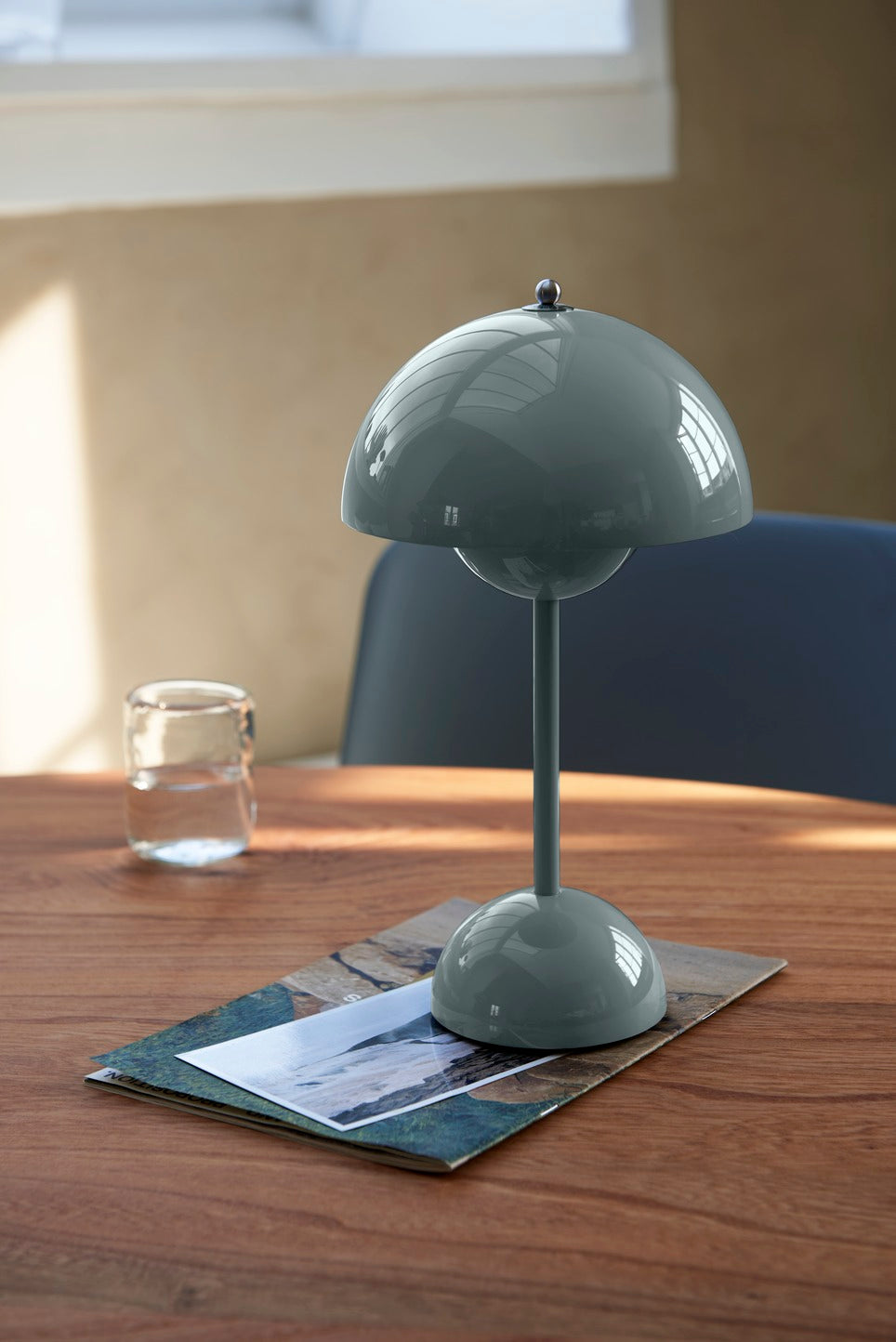 Flowerpot VP9 Portable Table (Stone Blue)