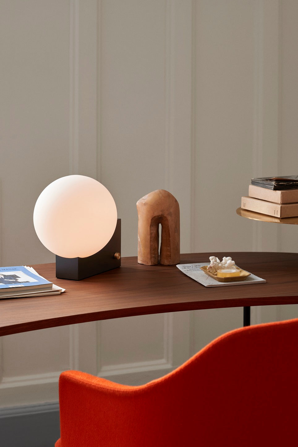 Journey SHY1 Wall and Table Lamp (Black)