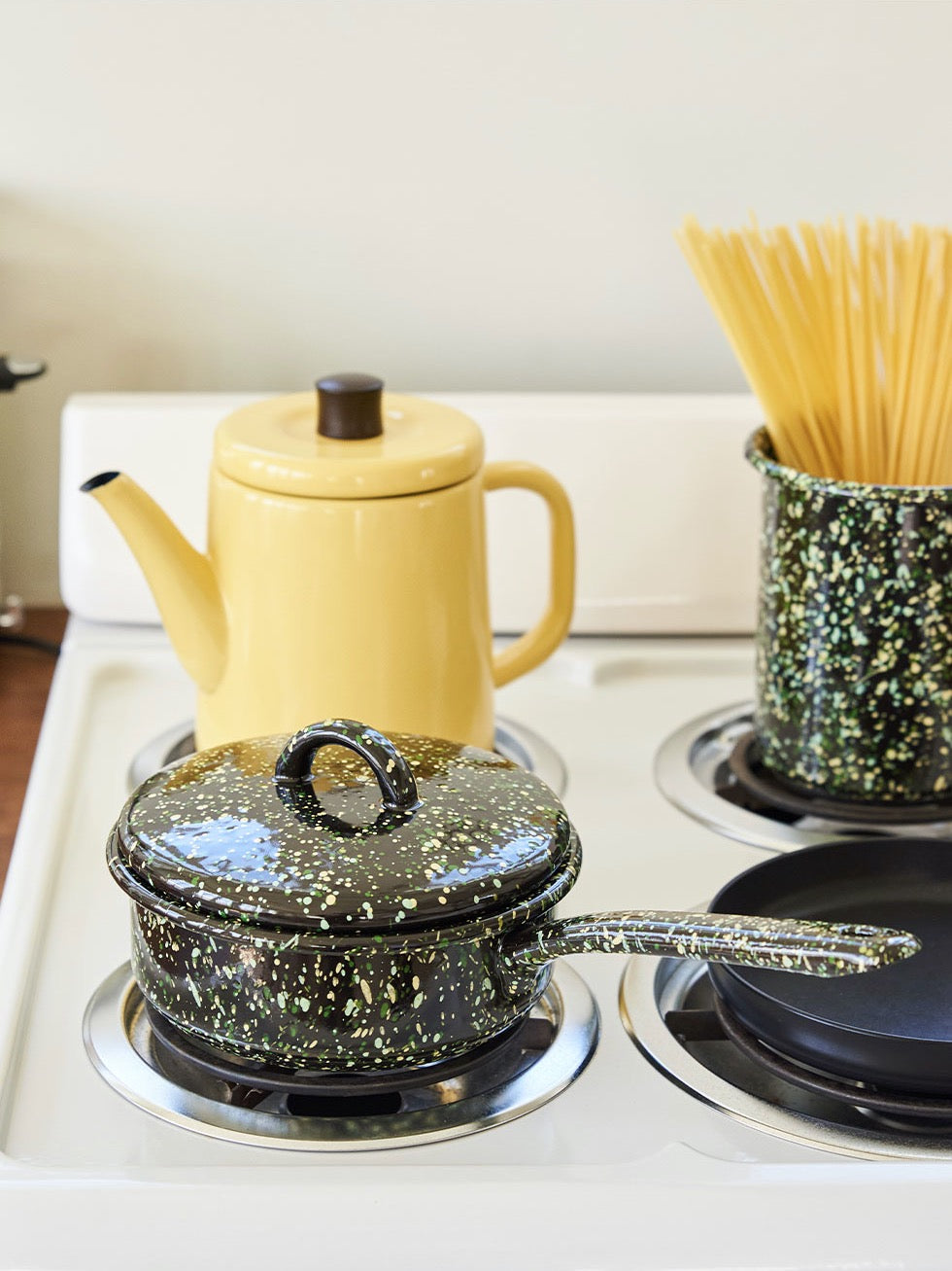 Universe Enamelware Saucepan 16cm (Earth Green)
