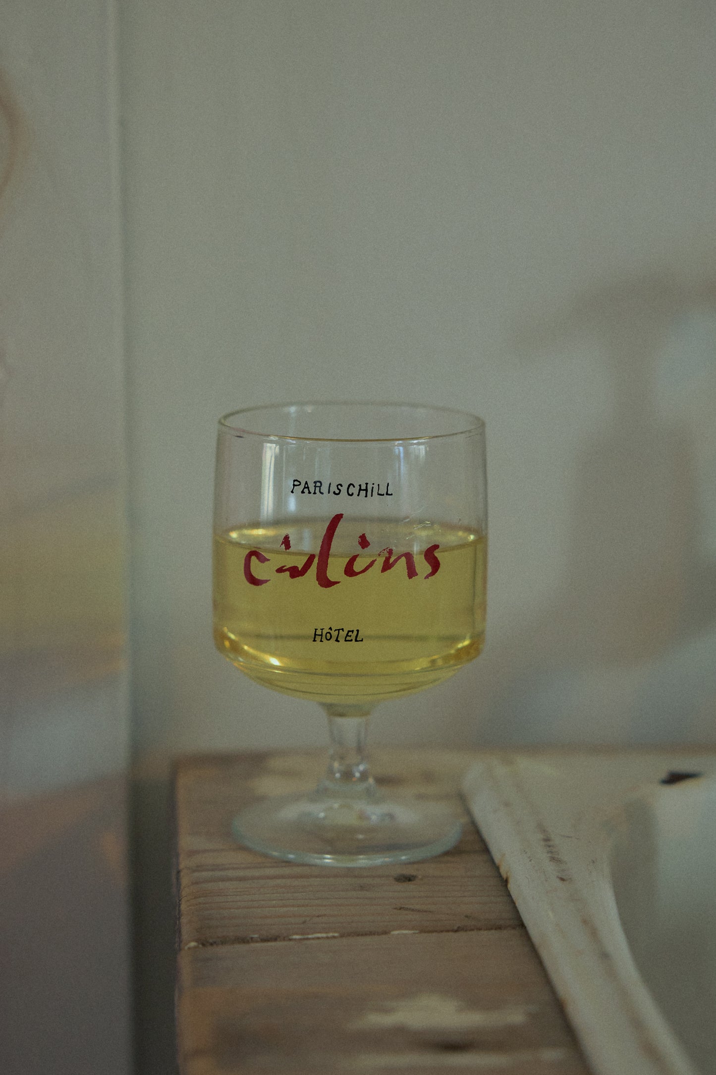 Hug Me Wine Glass (Chilli)