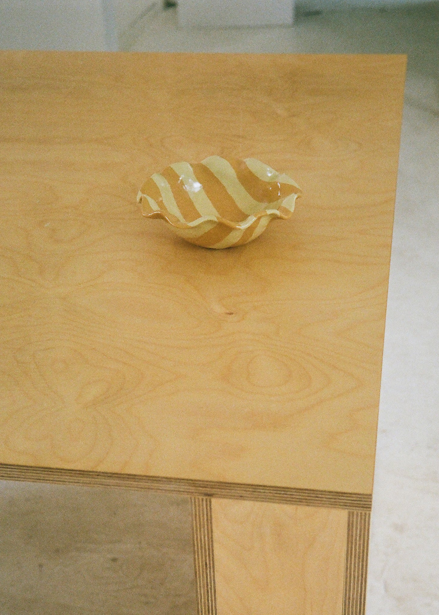 Ruffle Bowl Stripe Tangerine