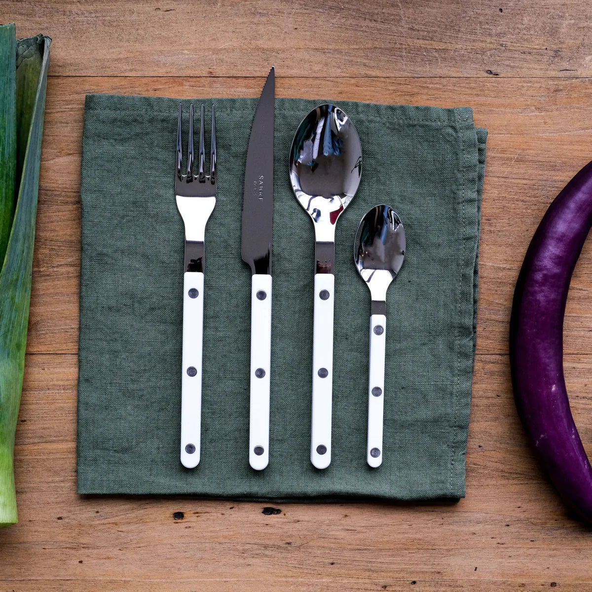 Bistrot Shiny Solid Cutlery - White