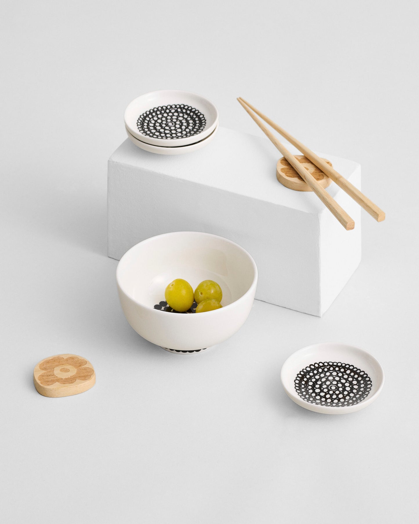Oiva / Räsymatto Bowl 300ml (White, Black)
