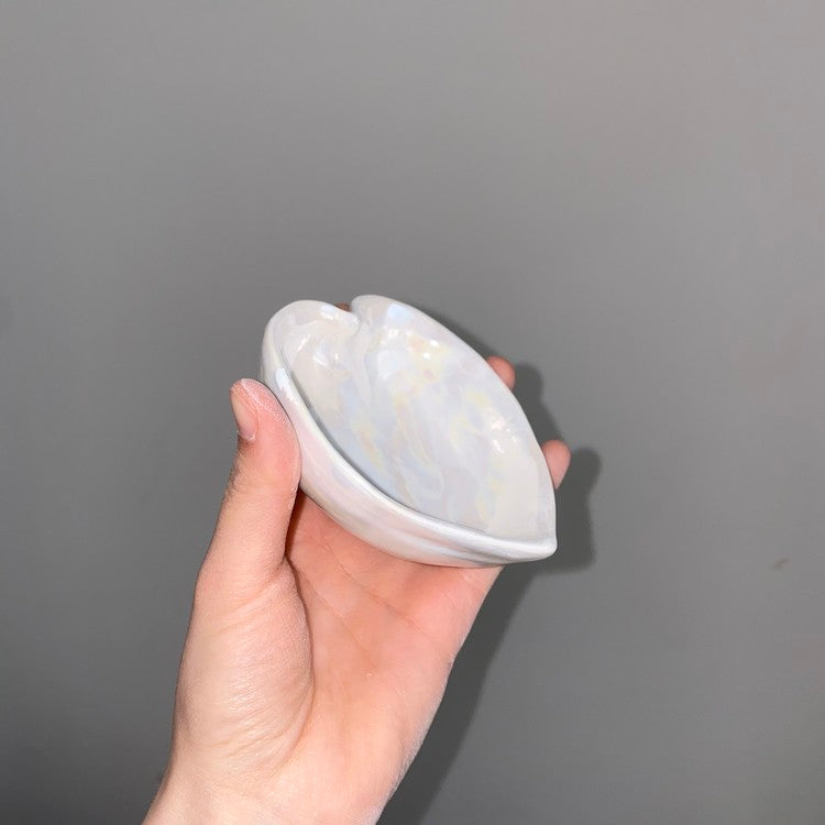 Small Heart Dish Pearl