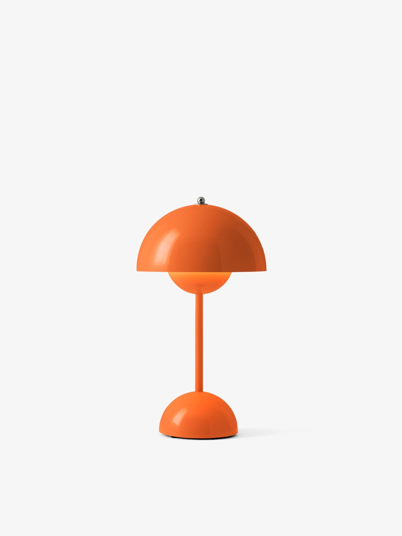 Verner Panton Flowerpot VP9 Portable Table Lamp