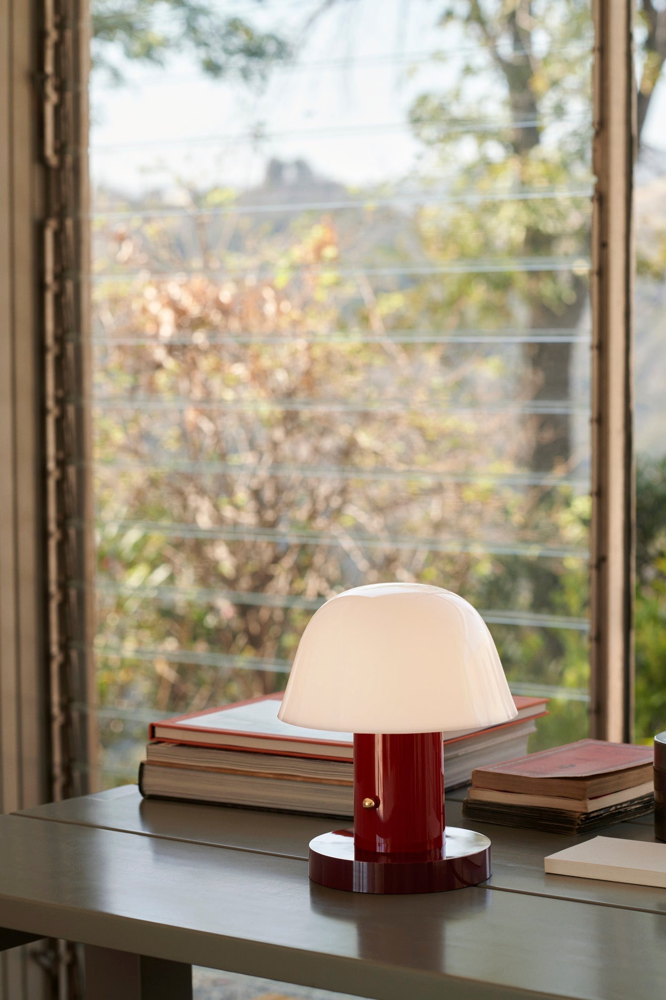 Setago Table Lamp (Marron & Grape)