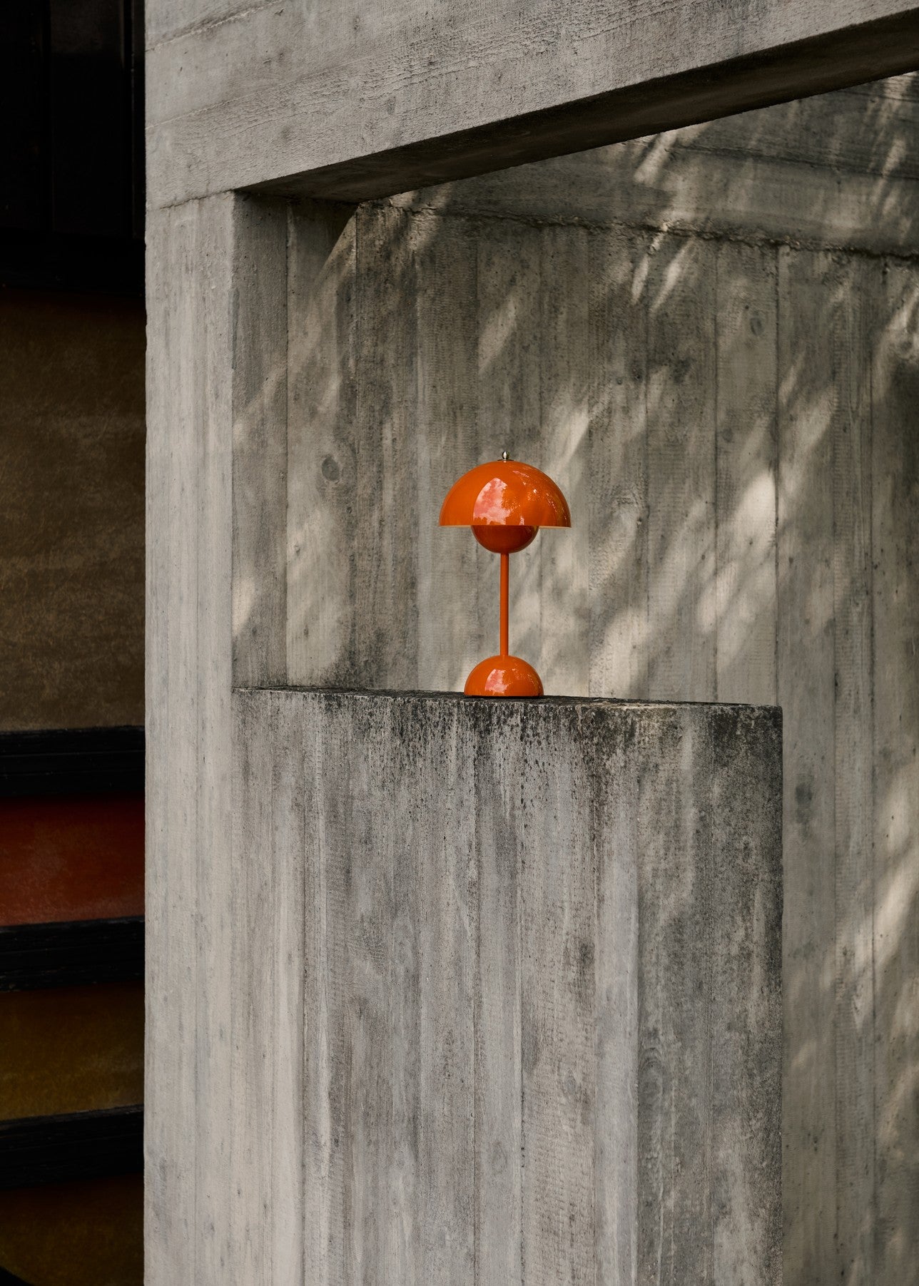 Verner Panton Flowerpot VP9 Portable Table Lamp