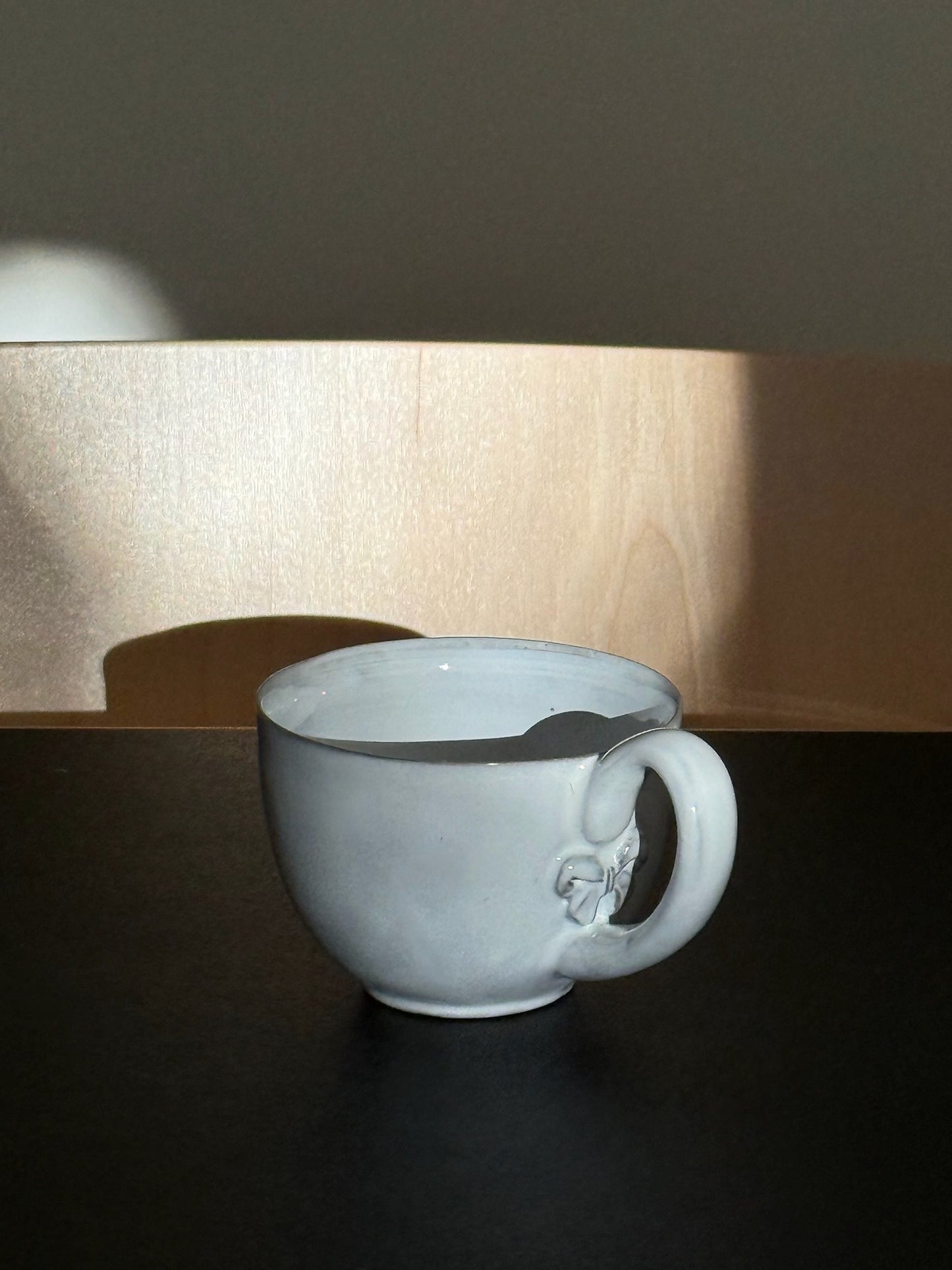 Marie-Antoinette Knot Cup With Handle M