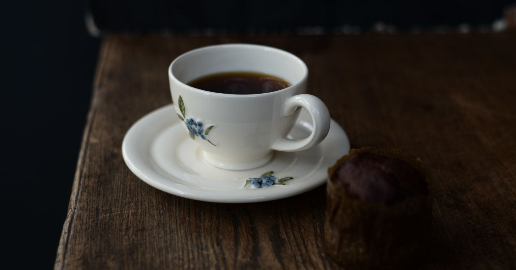 Studio M' Myrtille Cup with Saucer in warm cream ceramic, a perfect cup to have your morning coffee. 
