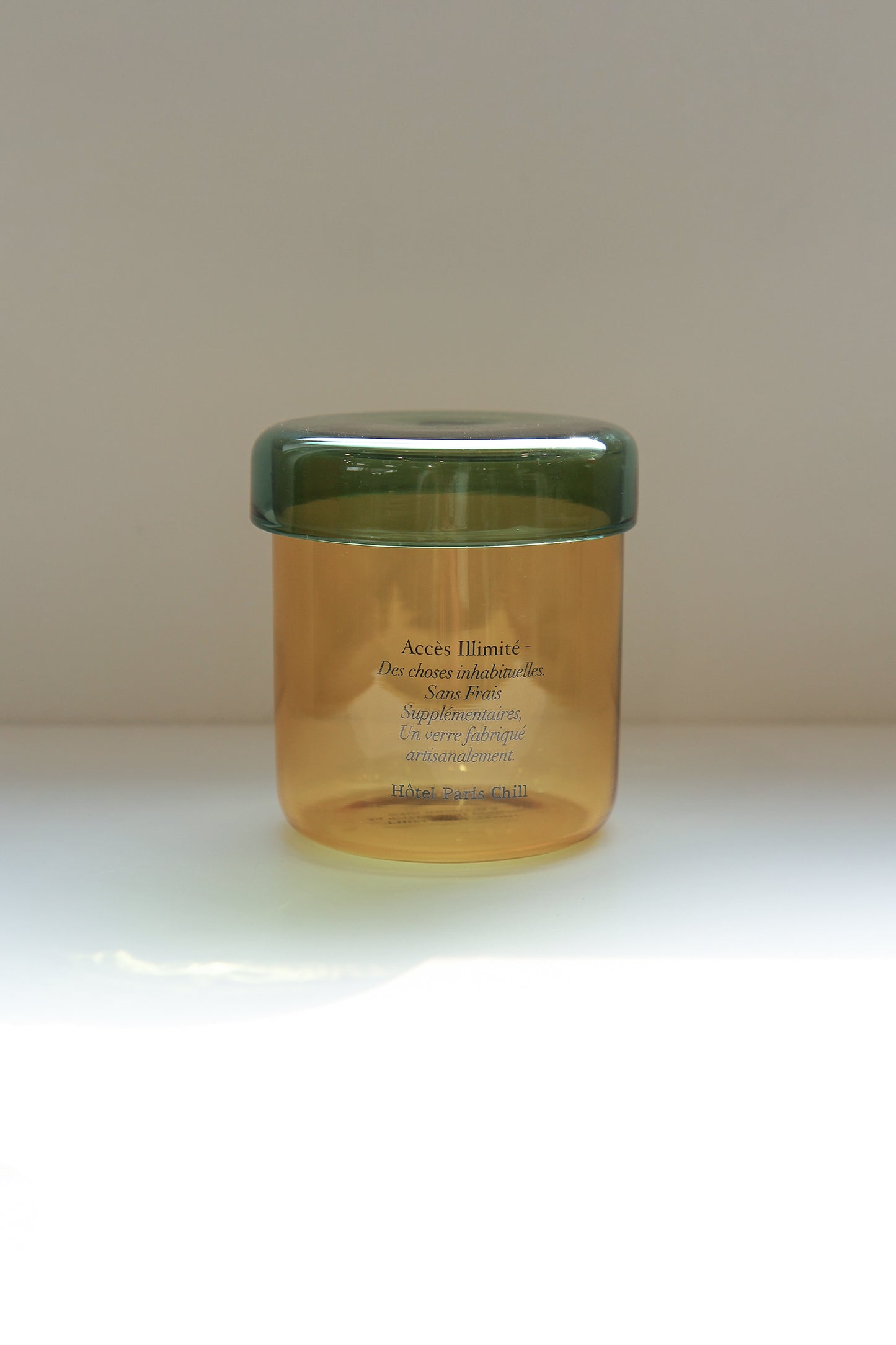 HÔTEL827 Overhaze Vanilla mouth blown borosilicate glass jar container with lid